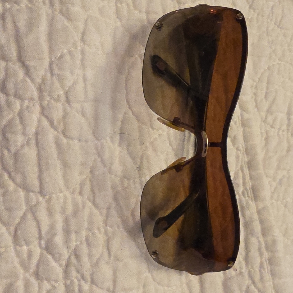 Tommy Bahama Black and Cream Sunglasses